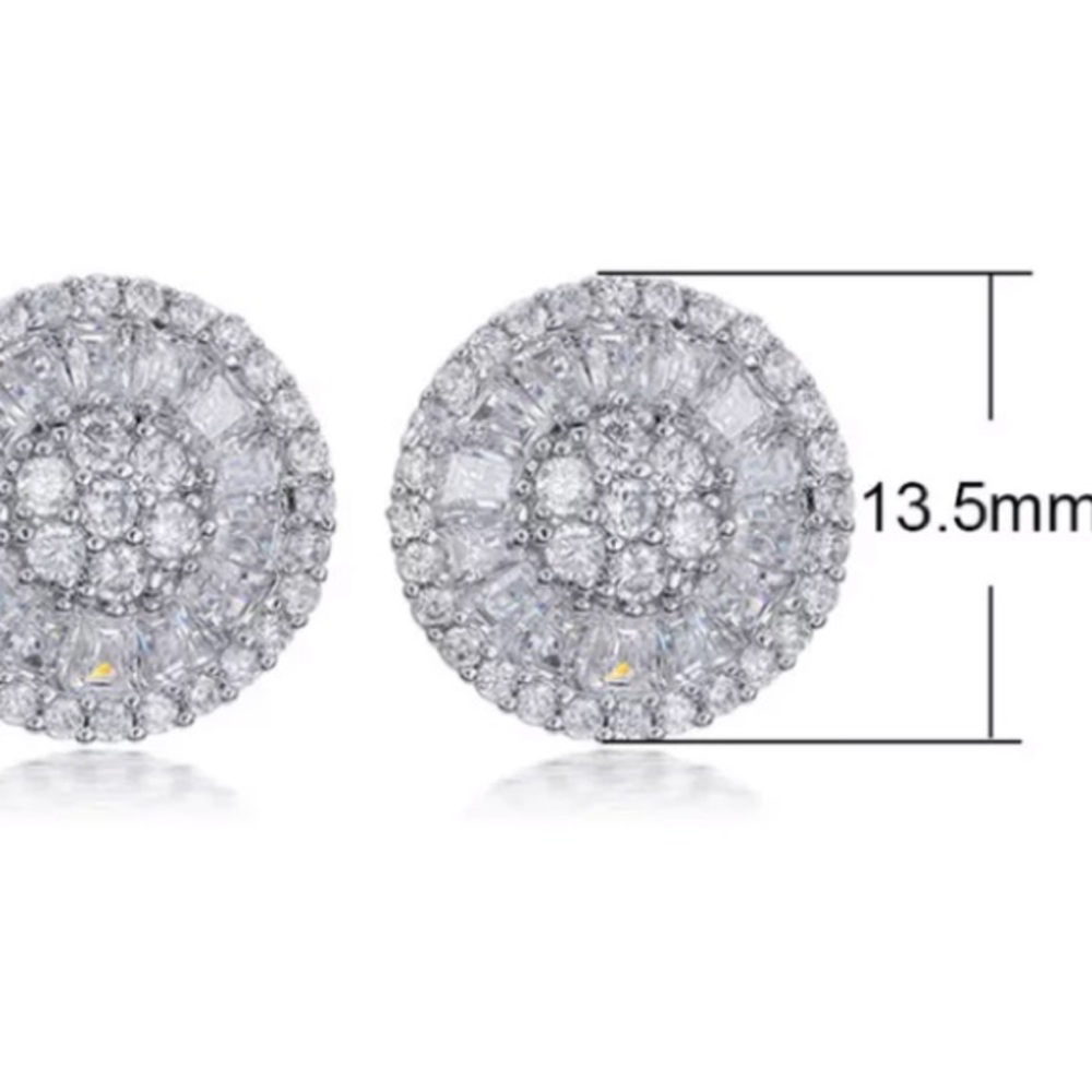 Luxe Starburst Diamond Stud Earrings - Picture 7 of 7